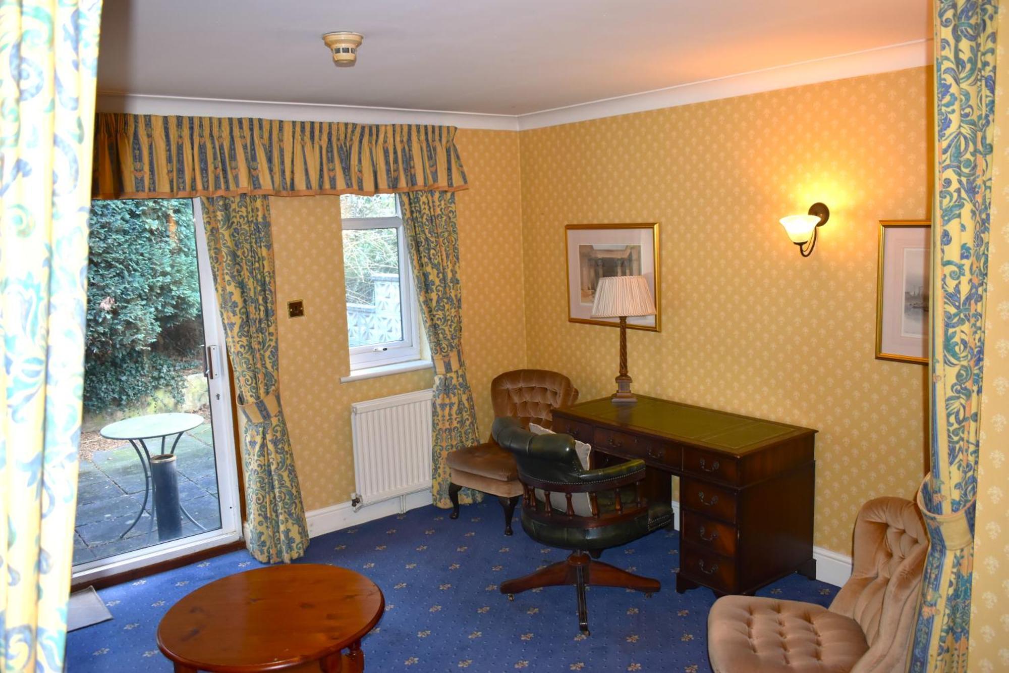 Donington Manor Hotel คาสเซิลโดนิงทัน ภายนอก รูปภาพ