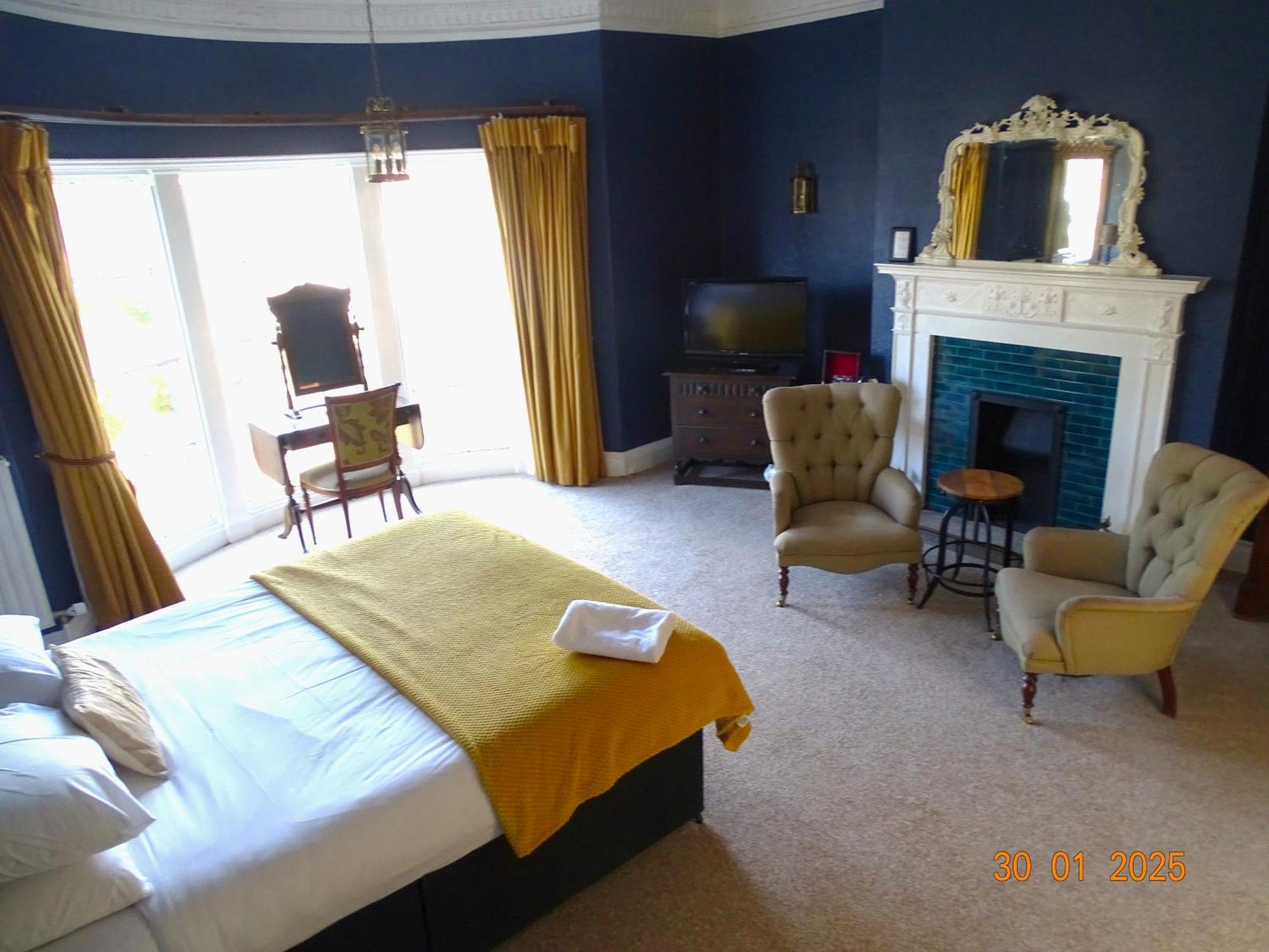 Donington Manor Hotel คาสเซิลโดนิงทัน ภายนอก รูปภาพ