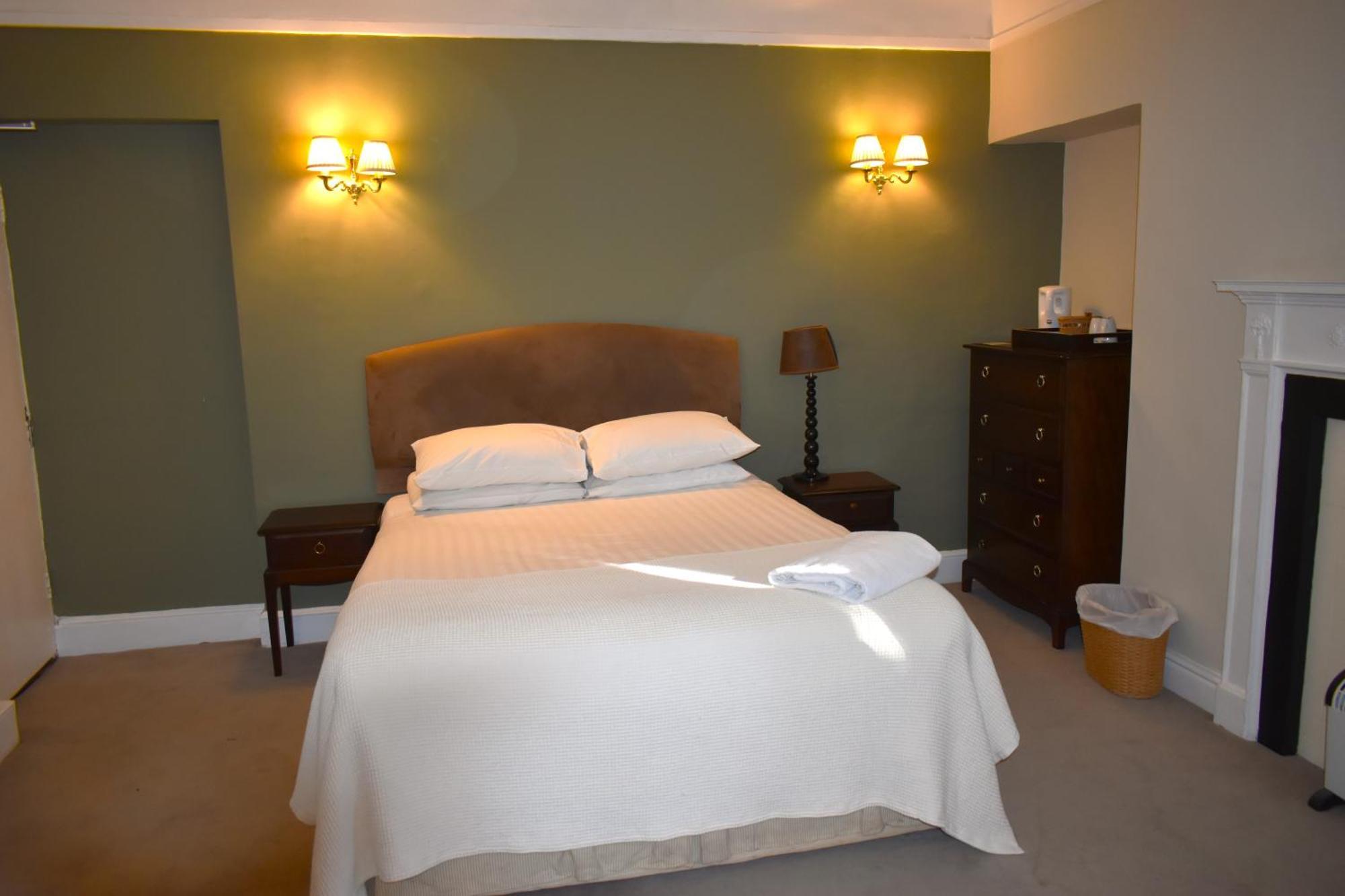 Donington Manor Hotel คาสเซิลโดนิงทัน ภายนอก รูปภาพ