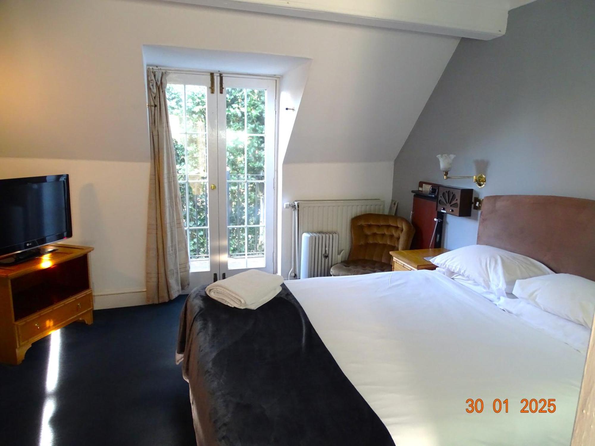Donington Manor Hotel คาสเซิลโดนิงทัน ภายนอก รูปภาพ